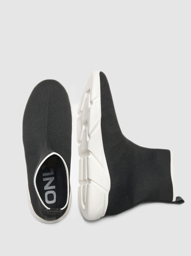 Trainers Female Only