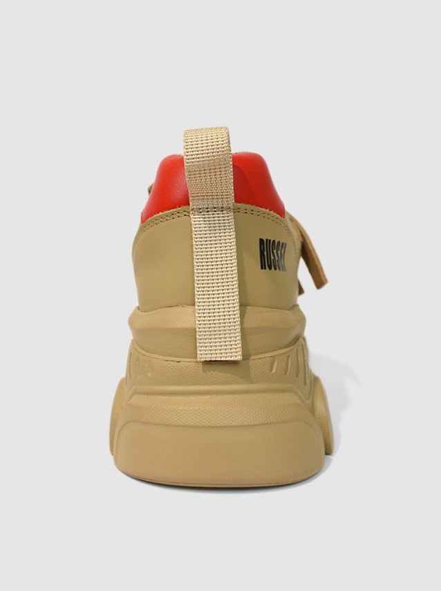 Trainers Female Russel Matos