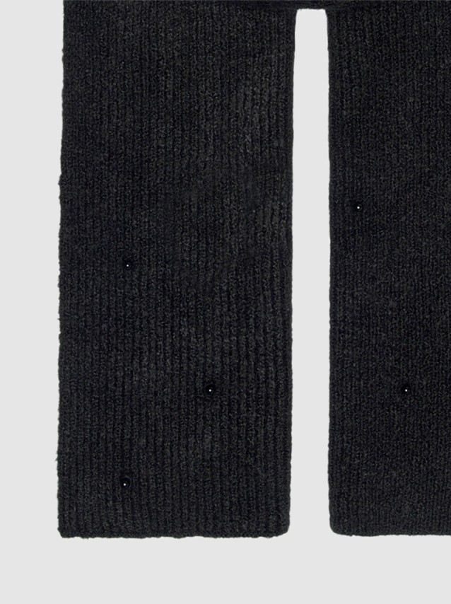 Scarves Female Only