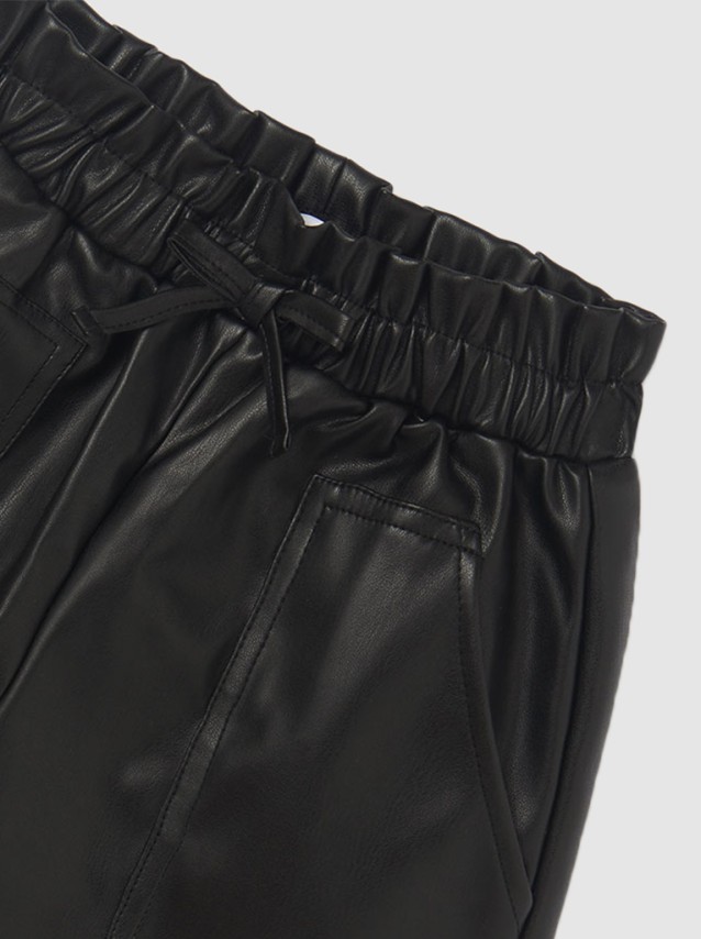 Cales Menina Mayoral