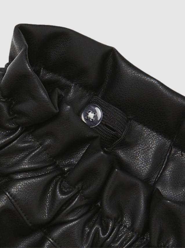 Cales Menina Name It