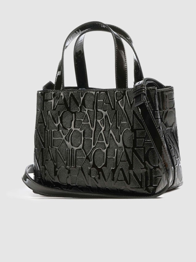 Shoppers Fminin Armani Exchange