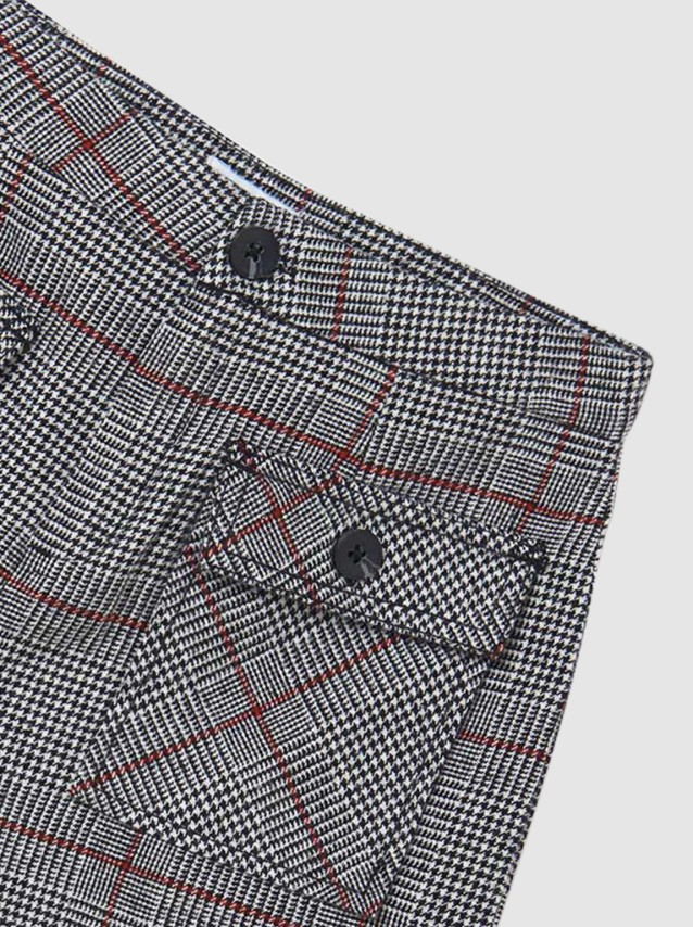 Cales Menina Mayoral