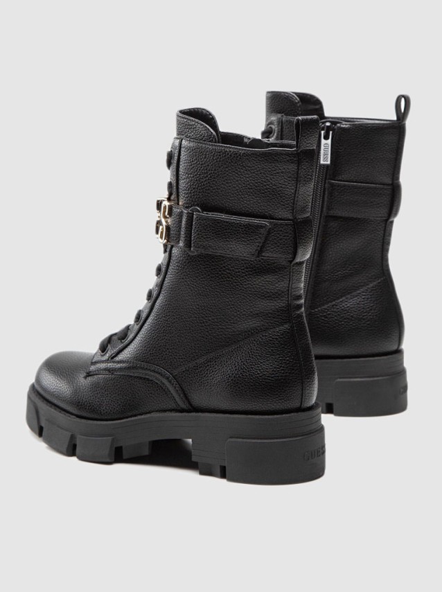 Boots Female Guess