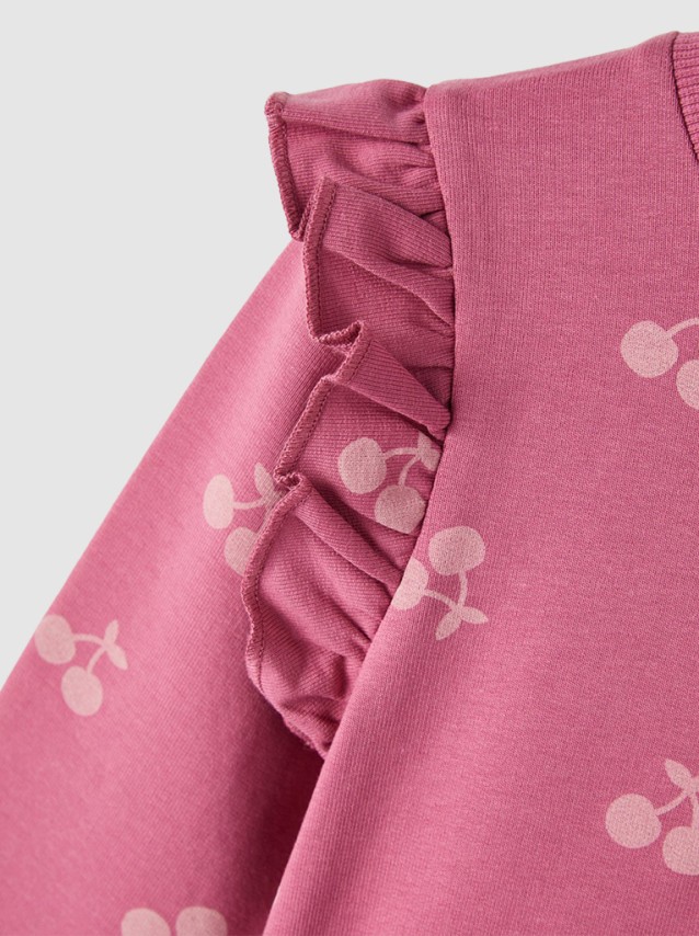 Dresses Female Name It