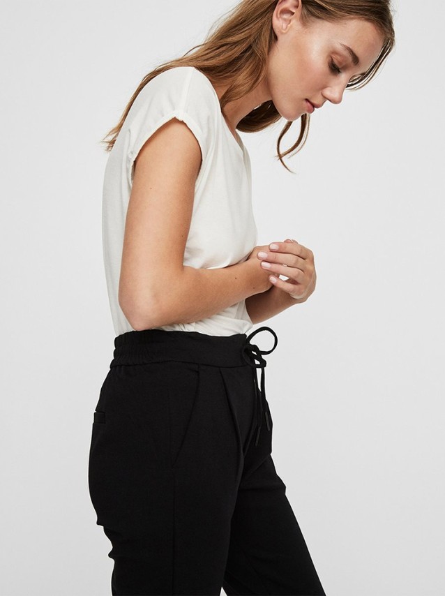 Pantalones Femenino Vero Moda