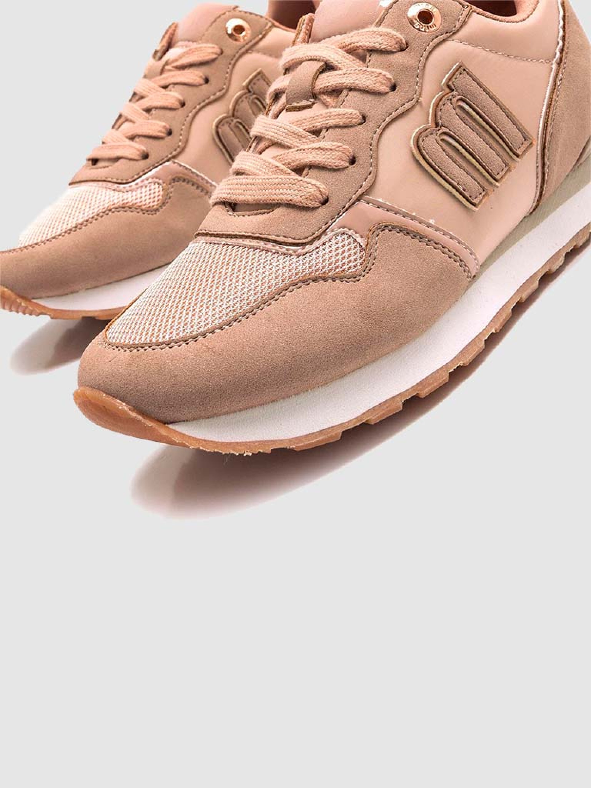 Chaussures de Sport Féminin Mtng