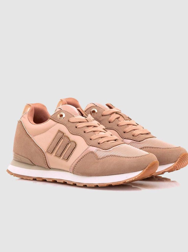 Trainers Female Mtng
