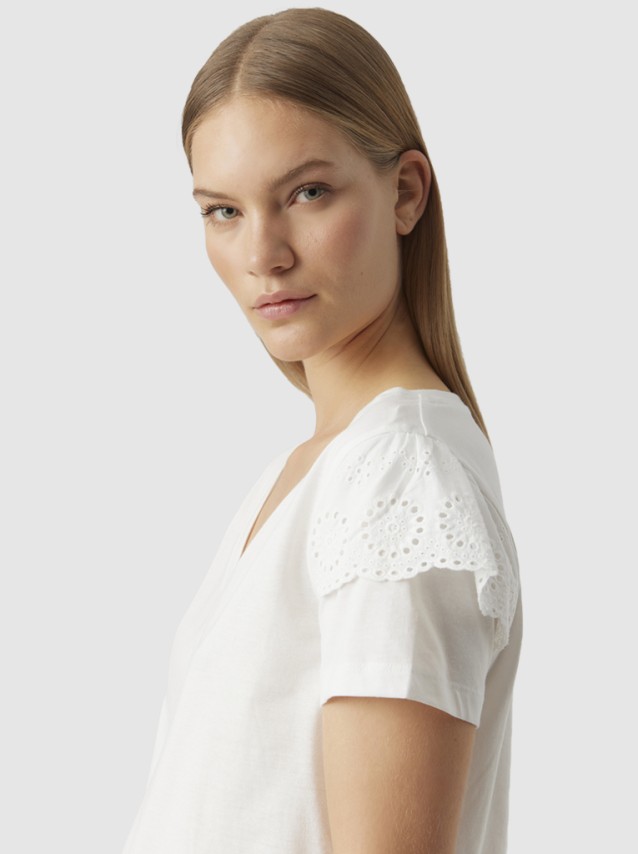 T-Shirt Mulher Emily Vero Moda