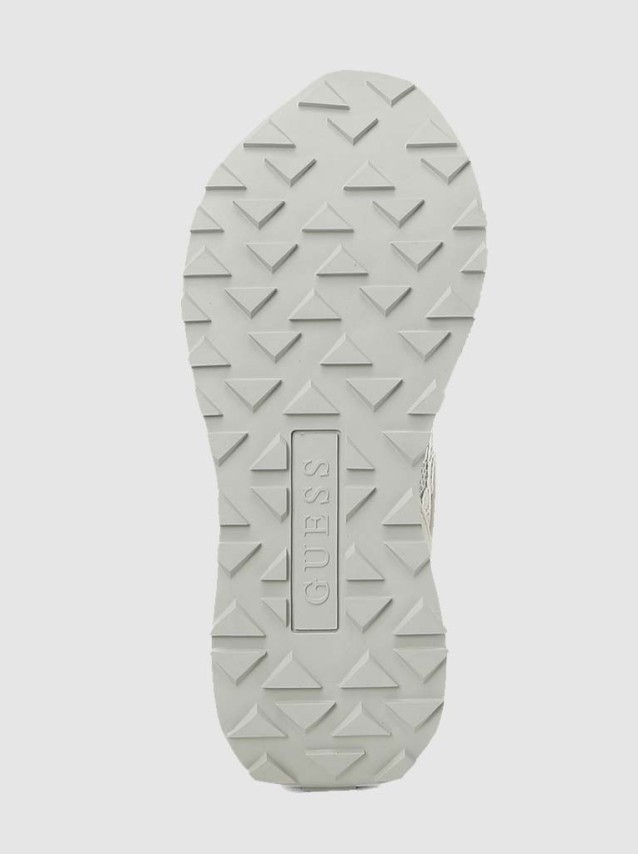 Baskets F�minin Guess