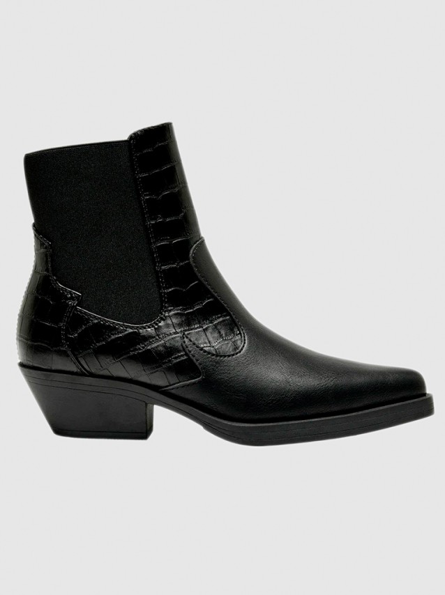Boots Female Only