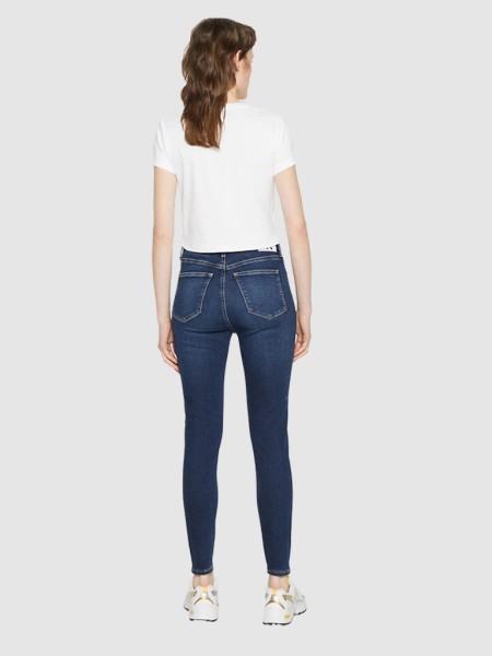 Cal�a de Ganga Mulher Ankle Super Skinny Calvin Klein