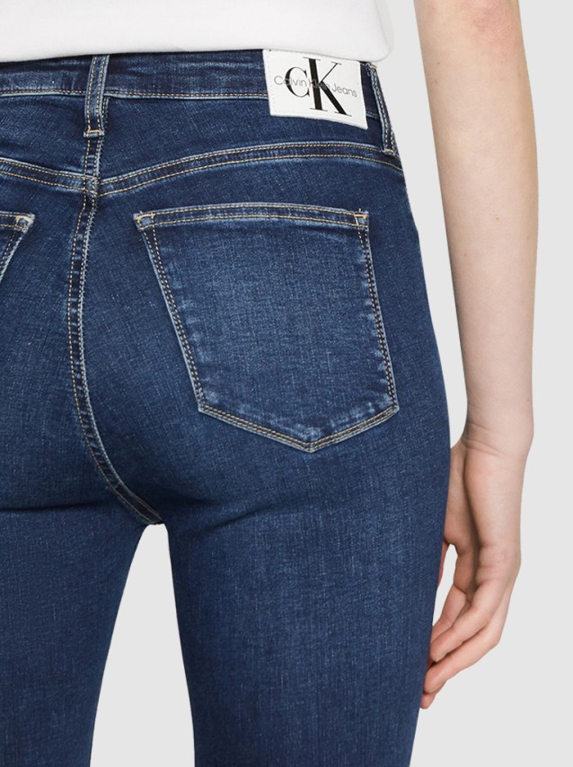 Cal�a de Ganga Mulher Ankle Super Skinny Calvin Klein