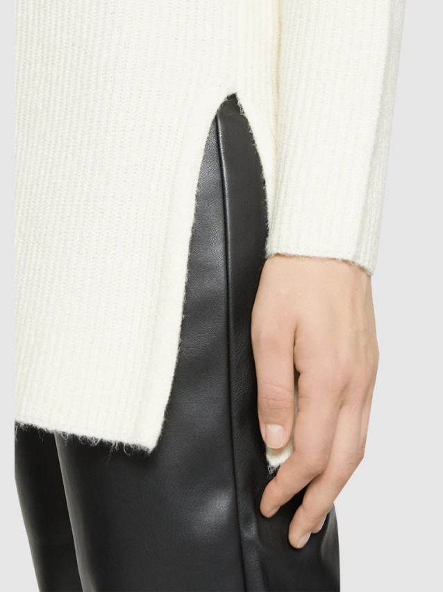 Sweatshirt Female Only