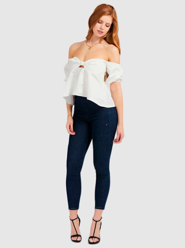 Tops Female Guess
