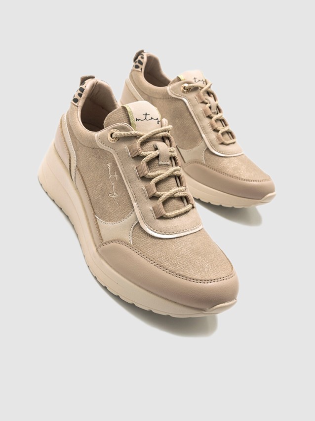 Trainers Female Mtng