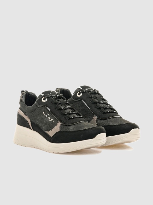 Trainers Female Mtng