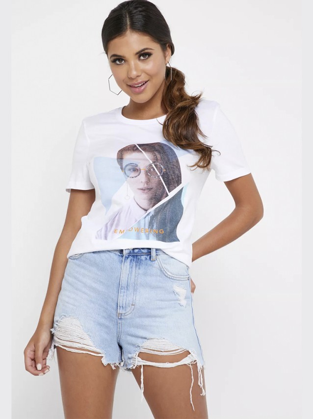 T-Shirt Mulher Lisa Only