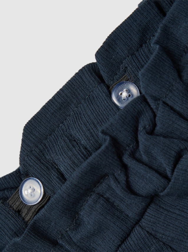 Cales Menina Name It