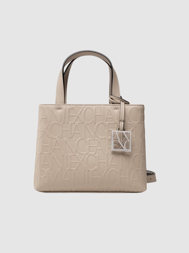 Shoppers Fminin Armani Exchange