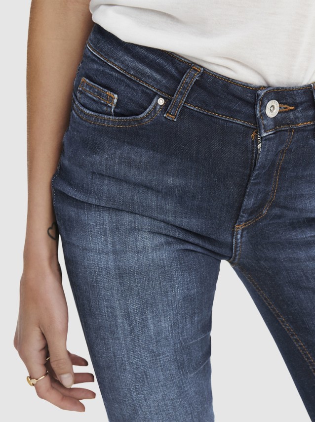 Jeans Female Only