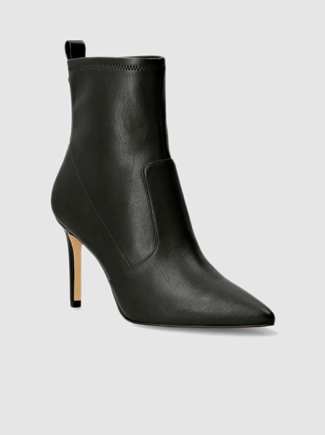 Boots Female Guess