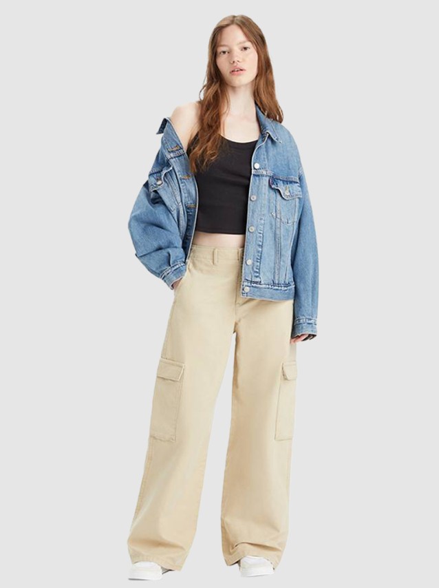 Cala Mulher Baggy Cargo Levis