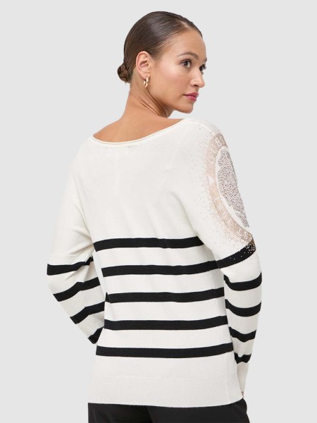 Pulls F�minin Guess