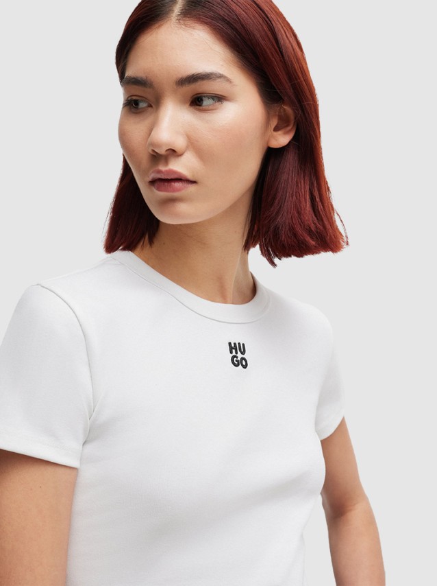 Camiseta Femenino Hugo