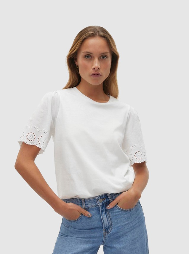 T-Shirt Mulher Emily Vero Moda