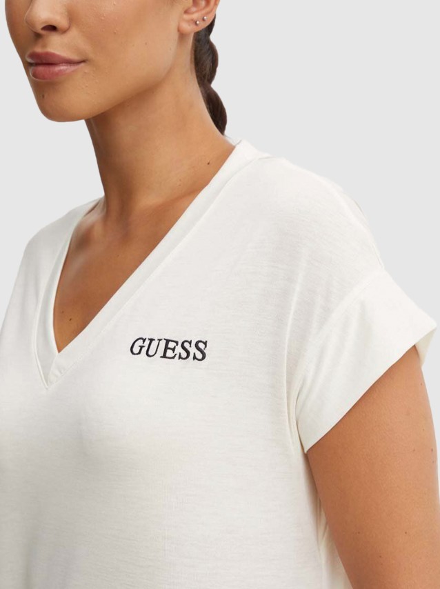 T-Shirt Mulher Deana Guess