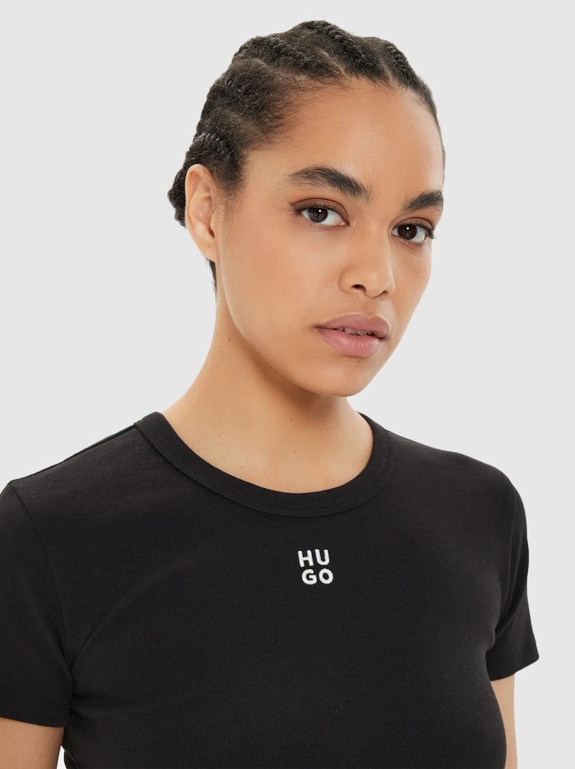 Camiseta Femenino Hugo