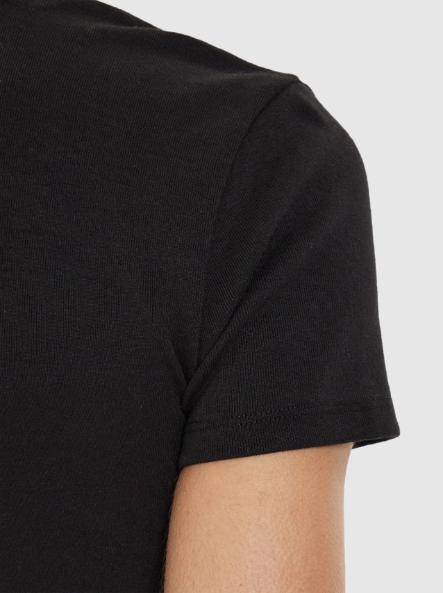 Camiseta Femenino Hugo