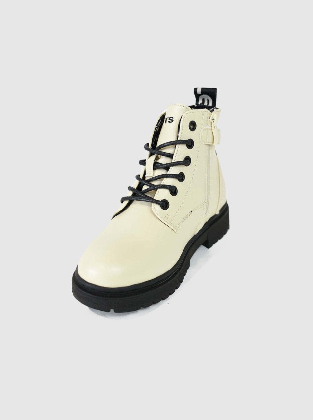 Boots Female Levis