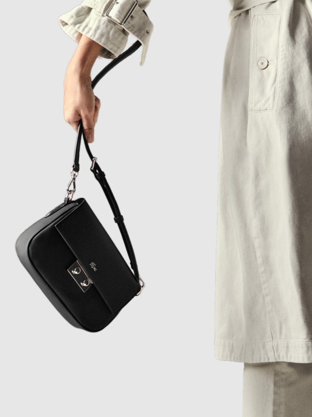 Sac  Bandoulire Fminin Lacoste