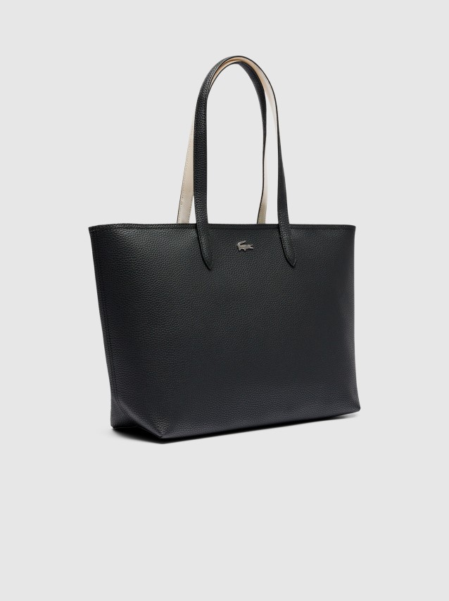 Shoppers Fminin Lacoste