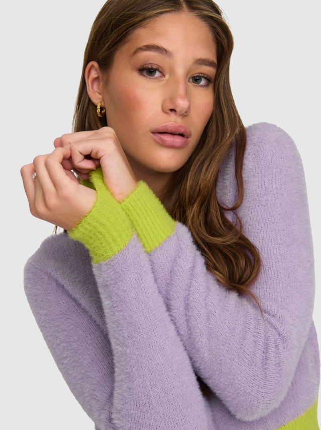 Sweatshirt Female Only