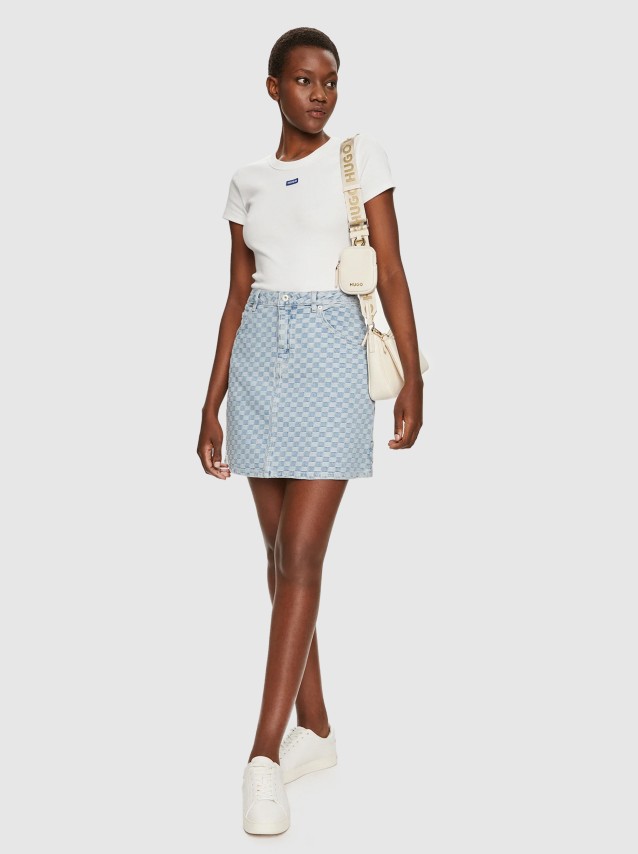 Camiseta Femenino Hugo