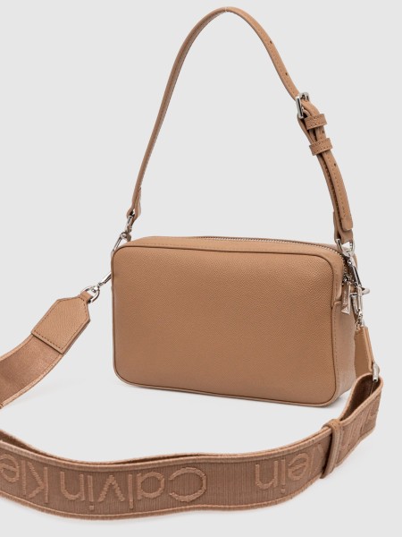 Sac À Bandoulière Féminin Calvin Klein Sac À Bandoulière Féminin Calvin Klein