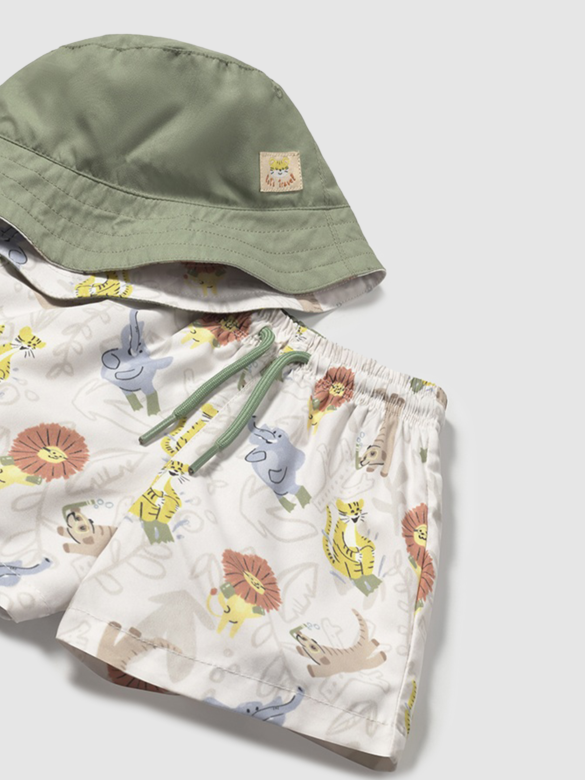 Conjuntos Menino Conj. F.Banho Com Bucket Mayoral