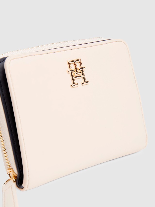 Wallets Female Tommy Jeans