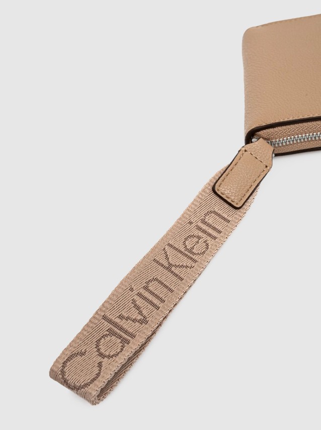 Femenino Calvin Klein