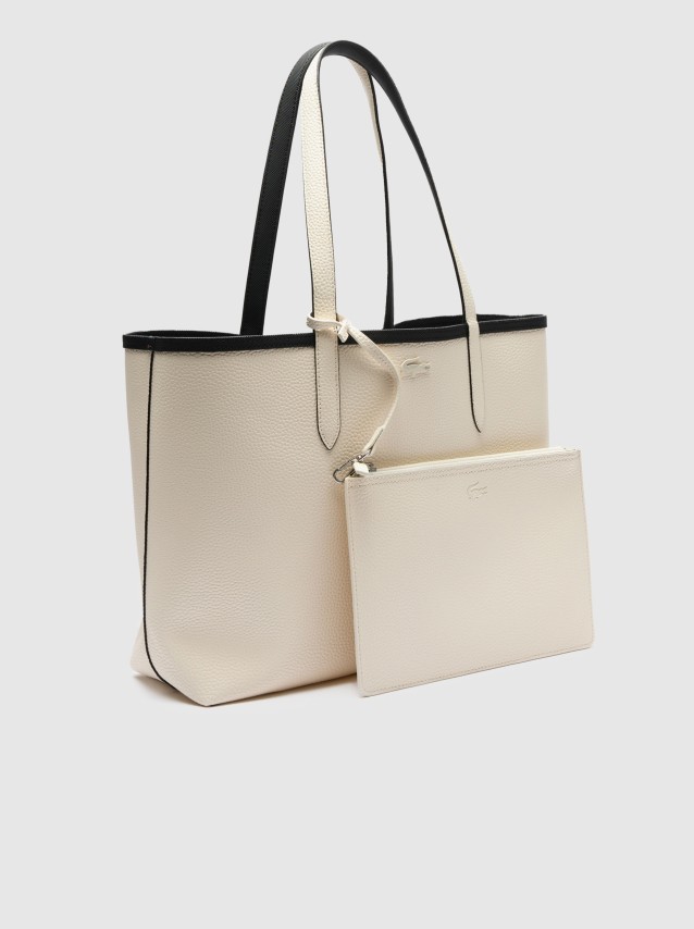 Shoppers Fminin Lacoste