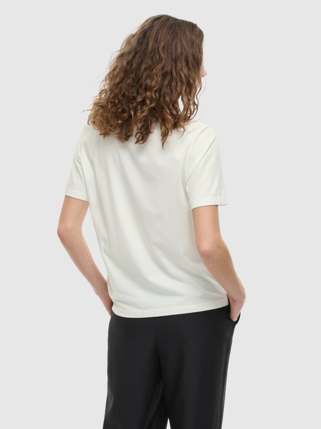 T-Shirt Mulher Vila