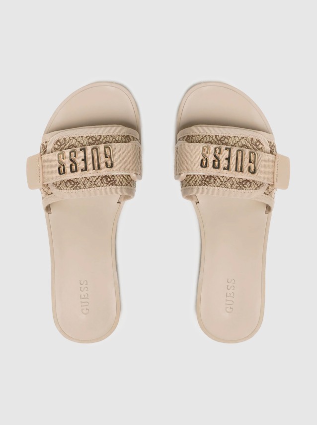 Chaussons F�minin Guess Footwear