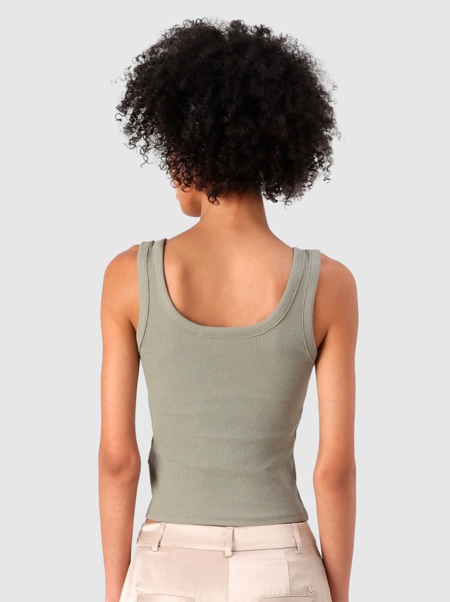 Tops Female Guess