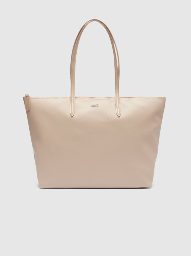 Shoppers Fminin Lacoste