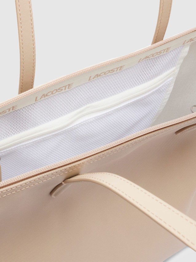 Shoppers Female Lacoste