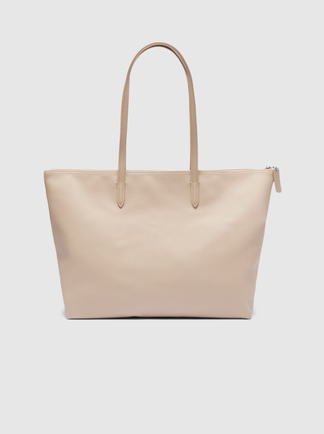Shoppers Fminin Lacoste