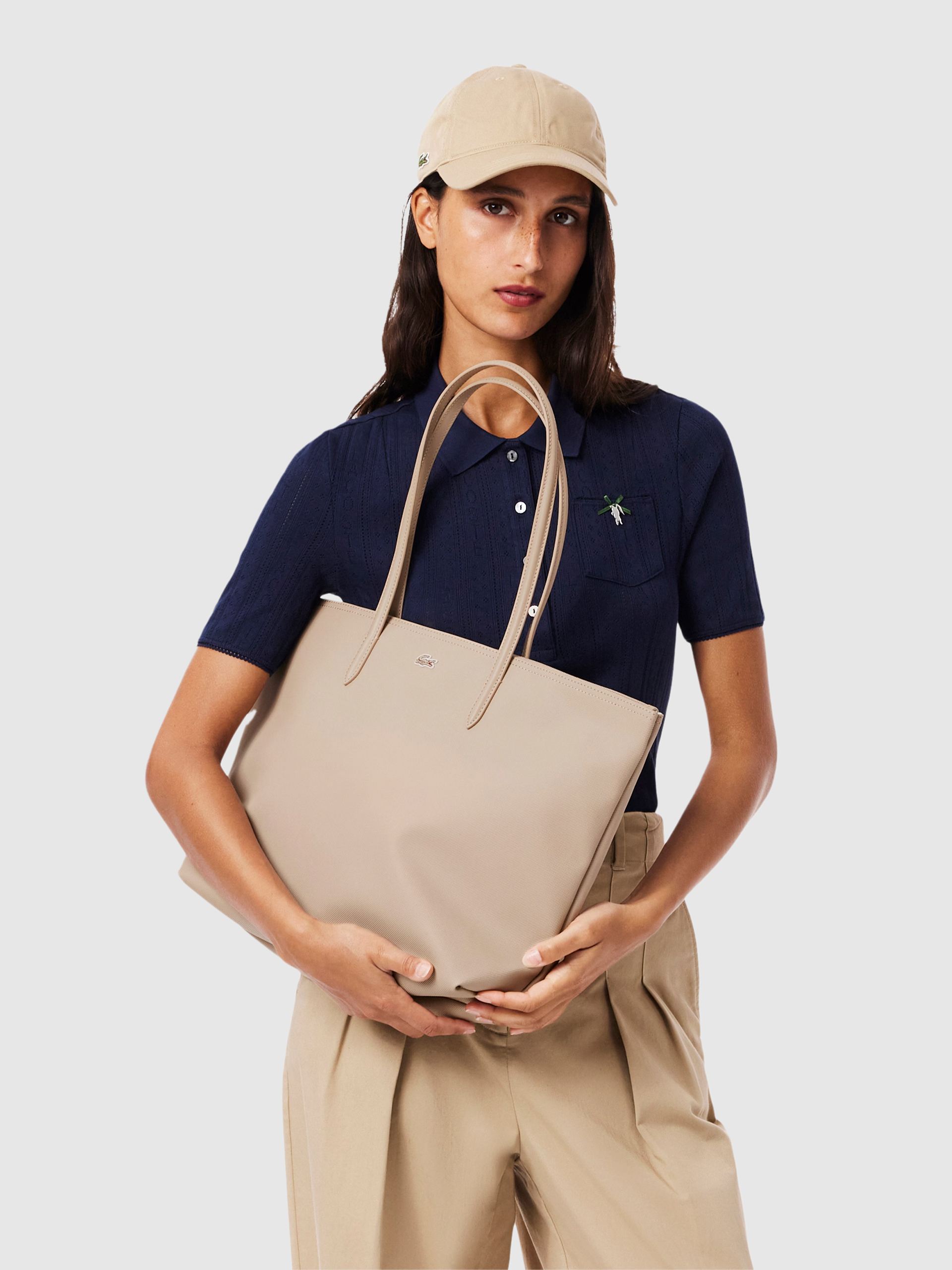 Shoppers Female Lacoste